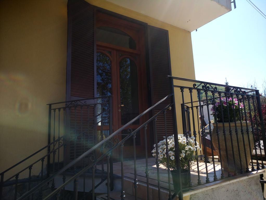Villa Le Giare Ospitalita Diffusa Agerola Exterior photo